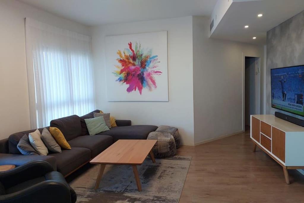 Seaside Court Retreat By Israpart Tel Aviv Exterior photo